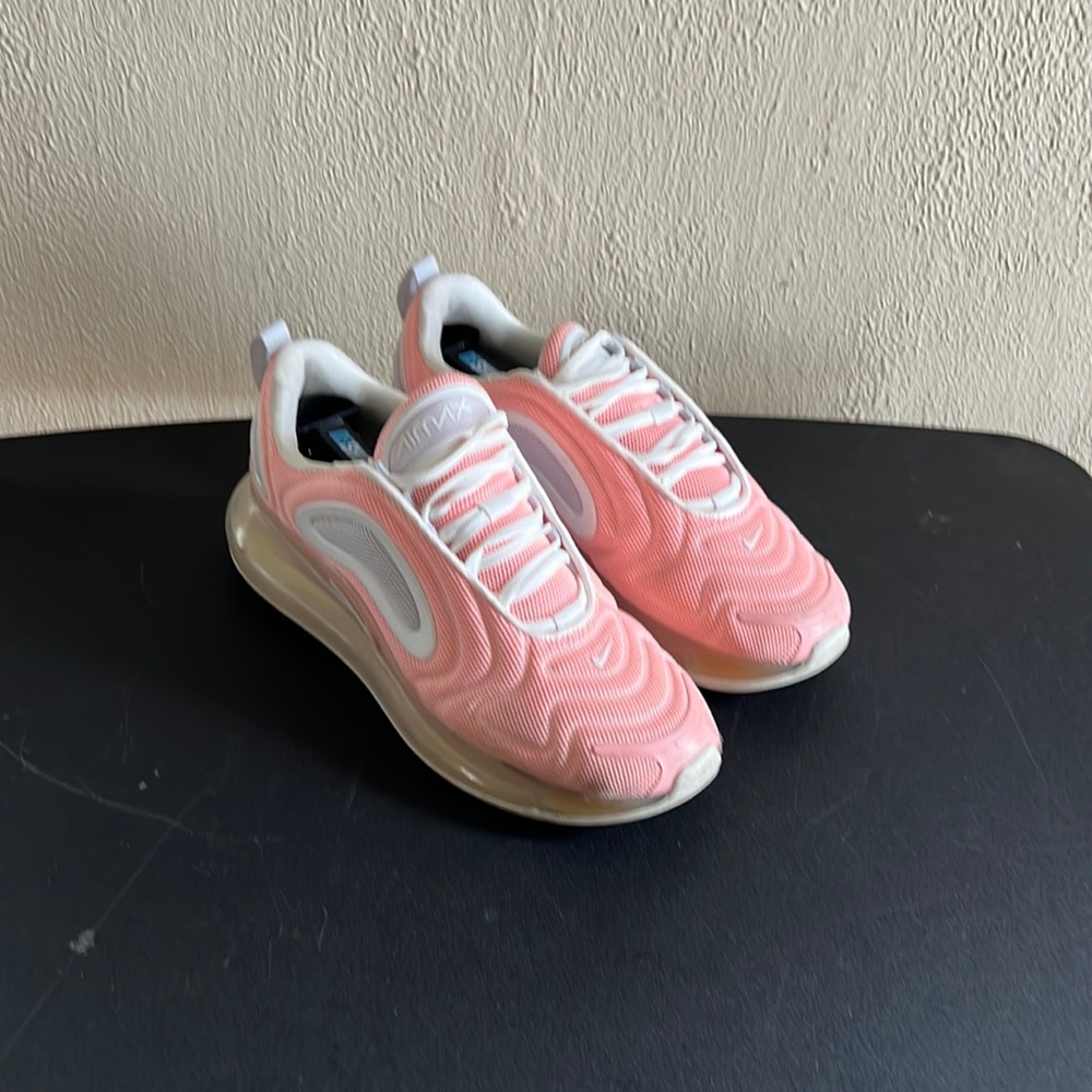 Womens airmax 720